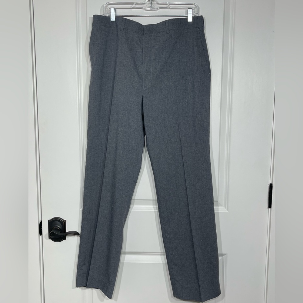 Haggar Magic Stretch Gray Dress Pants